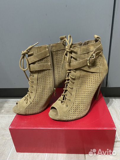 Ботильоны stradivarius 38