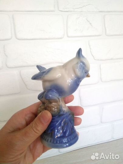 Фарфоровая статуэтка Синица. Старая Гжель. СССР
