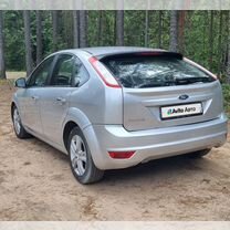 Ford Focus 1.8 MT, 2010, 264 000 км, с пробегом, цена 670 000 руб.