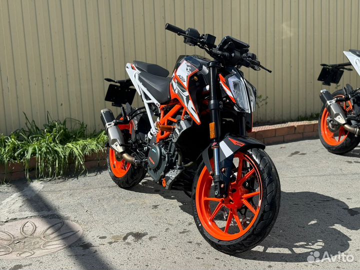 KTM Duke 390 Оранжевый