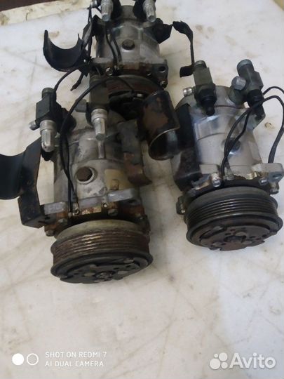 Компрессор кондиционера Jeep Cherokee xj