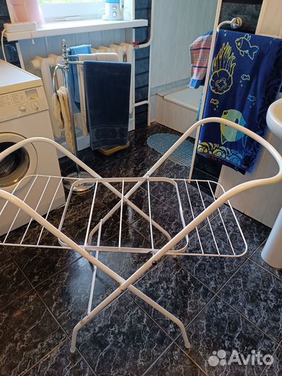 Подставка под детскую ванну с сушилкой