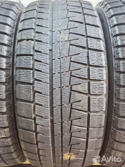 Bridgestone Blizzak Revo GZ 225/50 R17 97V