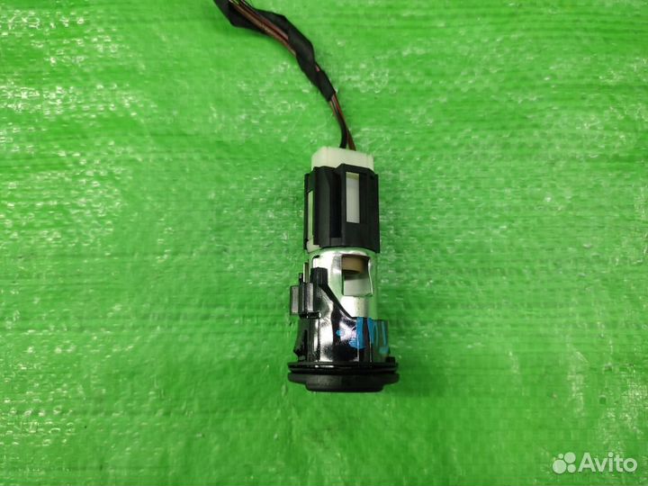 Гнездо прикуривателя VAG