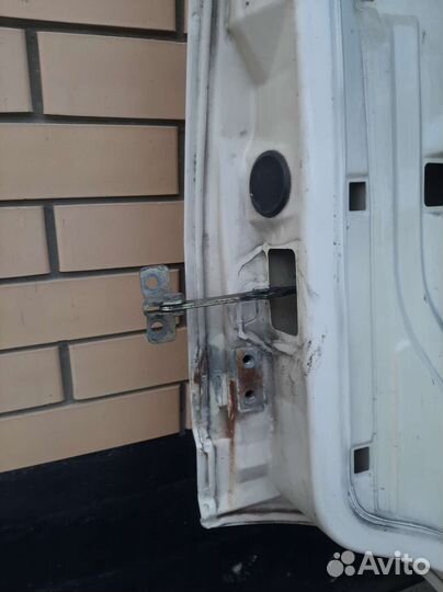 Дверь передняя sprinter 903