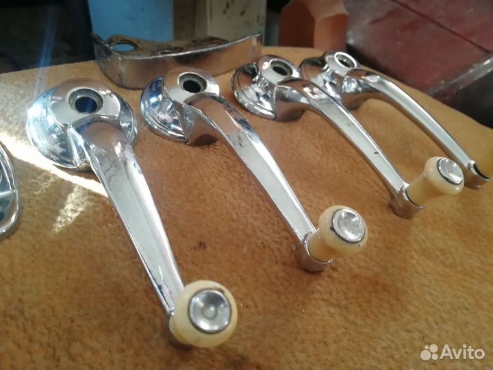 Ручки стеклоподъемников