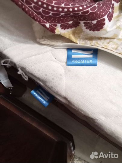 Спальный гарнитур из массива дерева бу