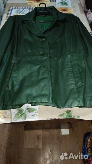 Женская кожаная куртка сделано В болгарии