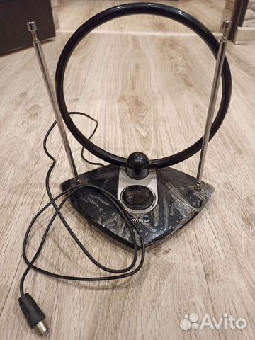 Антенна комнатная