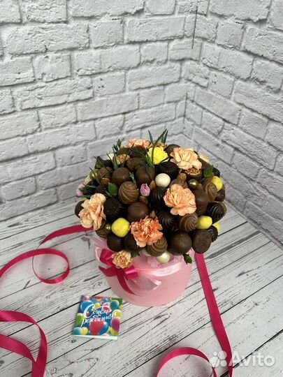 Сладкие букеты из конфет