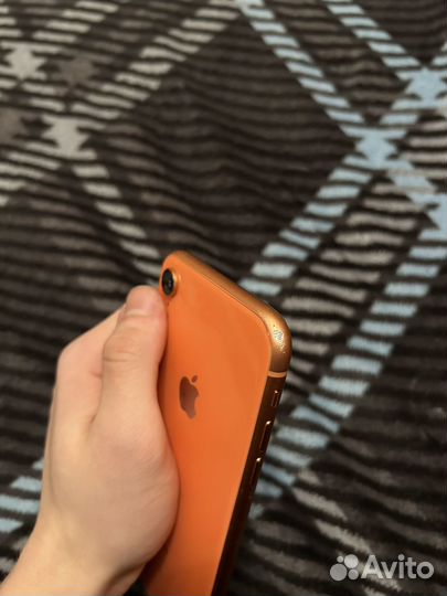 iPhone Xr, 64 ГБ