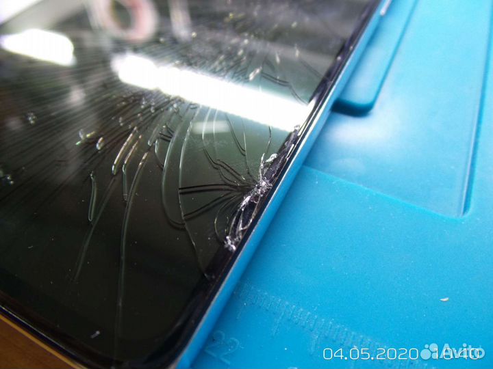 Замена стекла дисплея