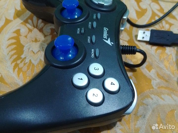 Геймпад genius