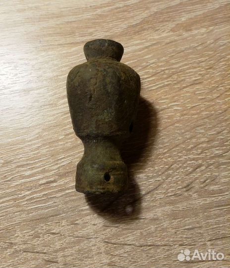 Навершие тыльник поммель шпаги