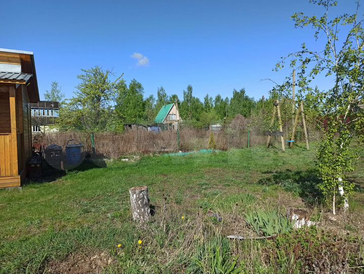 Дом 15 м² на участке 7 сот.