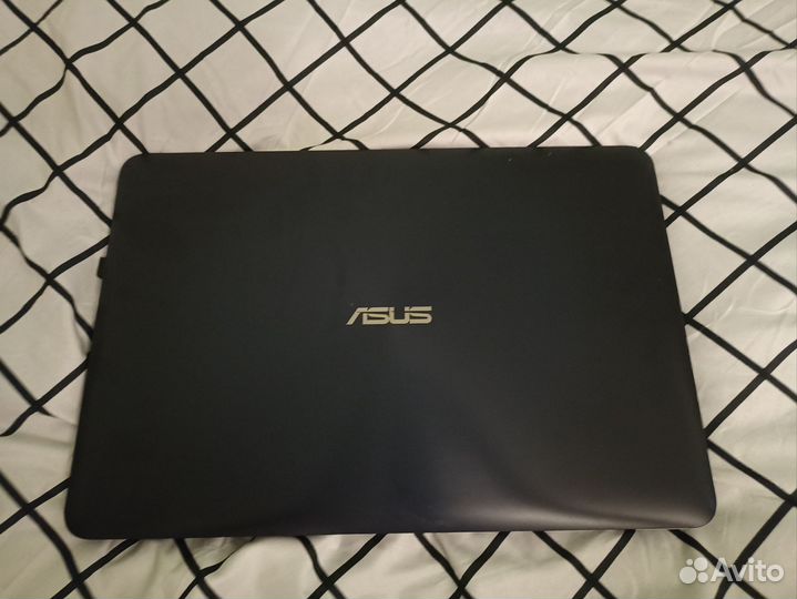 Asus x556u