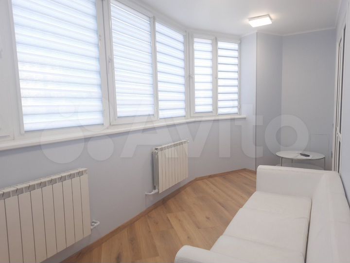 2-к. квартира, 81 м², 2/9 эт.