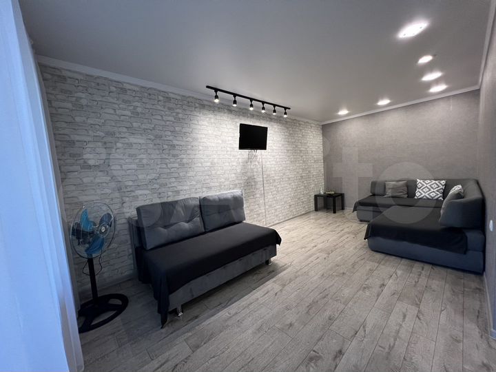 2-к. квартира, 52 м², 2/5 эт.