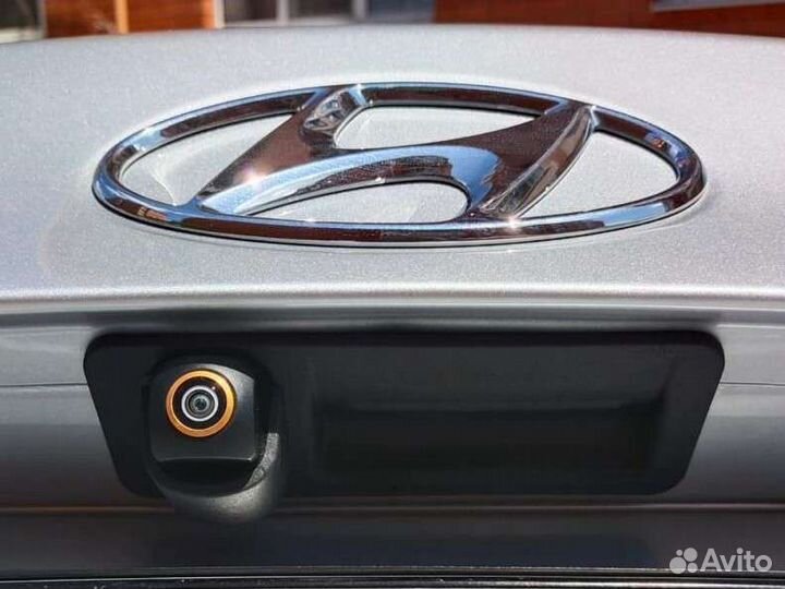 Камера заднего вида Hyundai Solaris 2