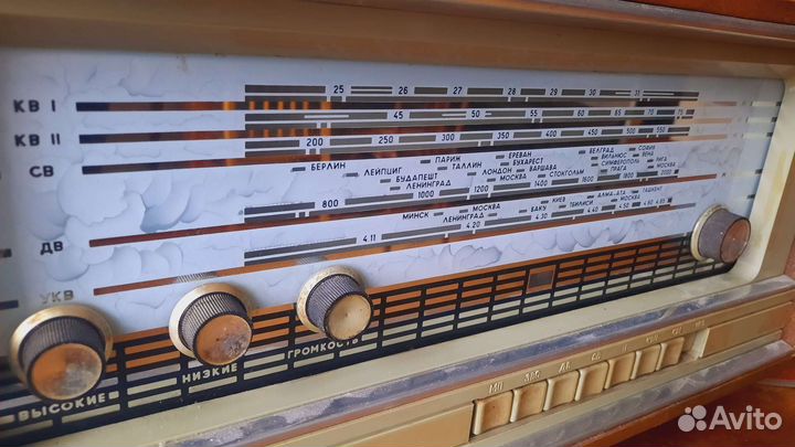 Радиола контата-203