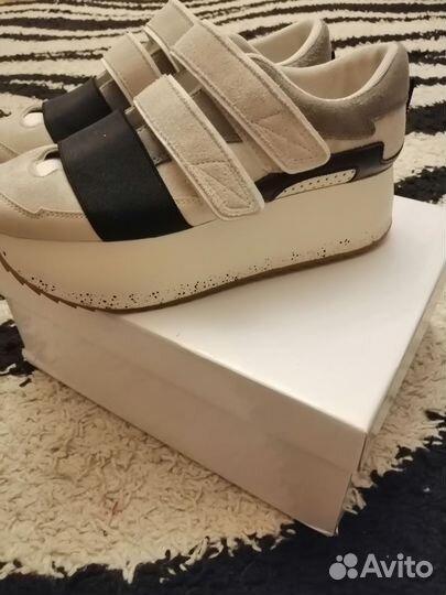 Кроссовки zara 40рр