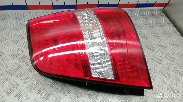 Фонарь задний правый Kia Sorento