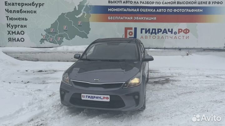 Крышка зеркала внутренняя правая Kia Rio 4 87660-H0010