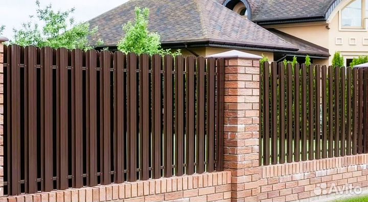 Забор из евроштакетника быстро работа по договору