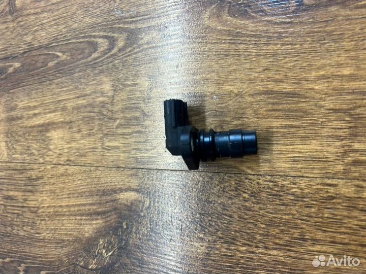 Датчик положения коленвала Volvo Xc90 внедорожник