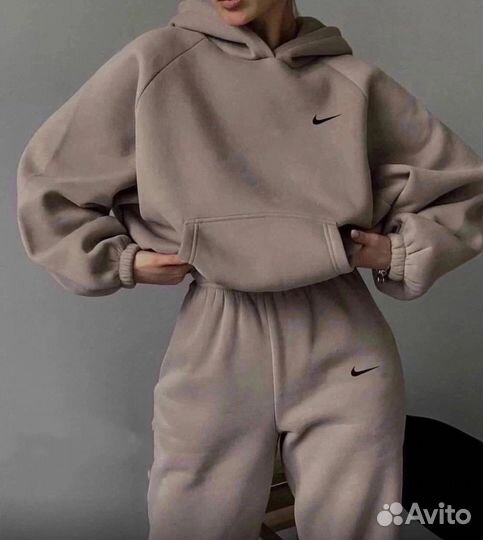 Спортивный костюм nike