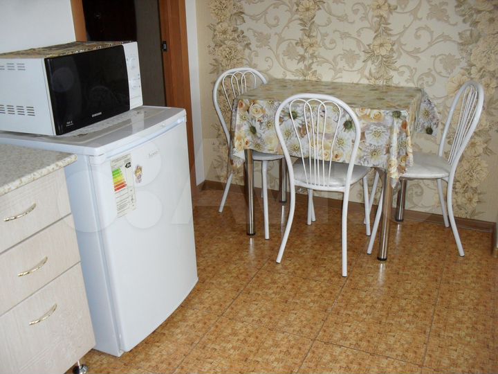 1-к. квартира, 40 м², 1/10 эт.