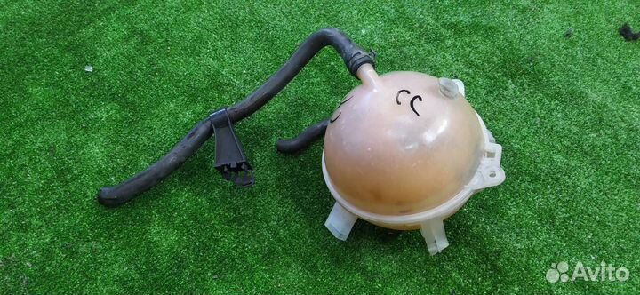 Бачок расширительный Volkswagen Passat Cc 2.0