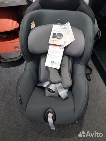 Автокресло Britax Romer (Trifix2 i-Size ) Isofix
