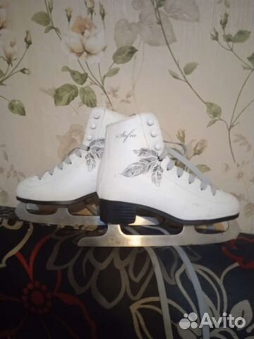 Коньки фигурные