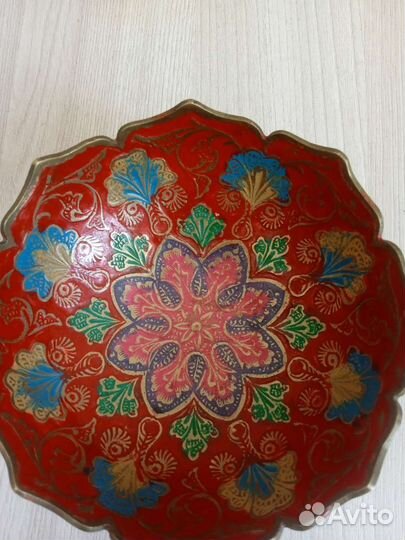 Вазы, конфетницы, фруктовницы латунные. Индия