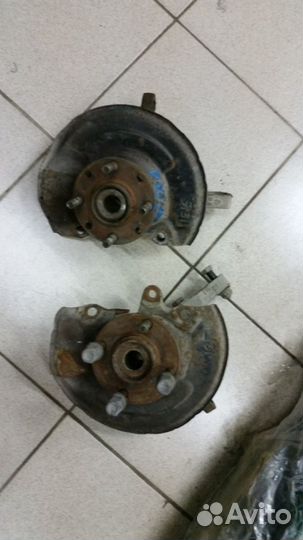 Кулак ступица подшипник Carisma