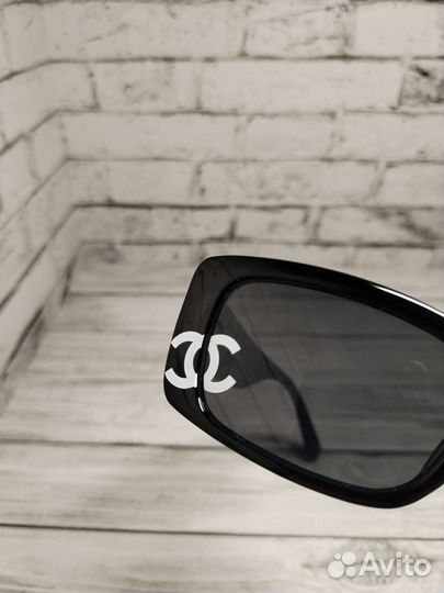 Солнцезащитные очки chanel