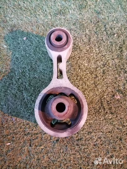 Опора двигателя (подушка двс) задняя GR1E-39-040A