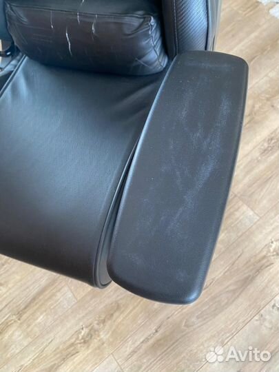 Компьютерное кресло