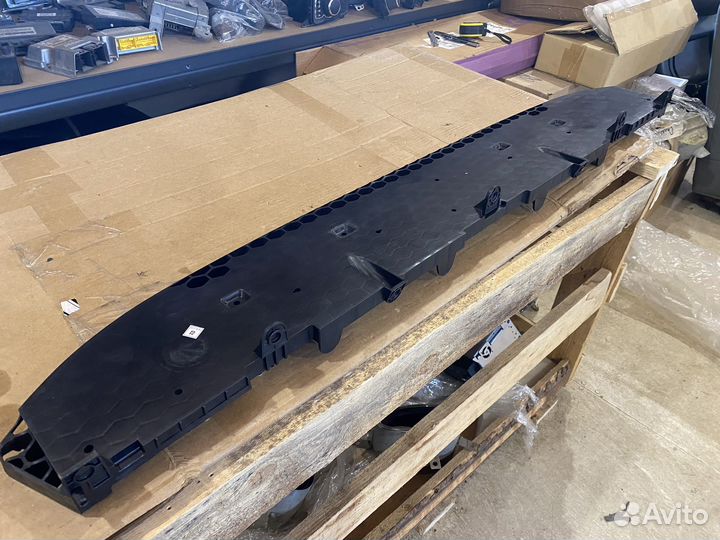 Пыльник переднего бампера Kia quoris