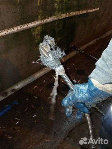 Прочистка канализации, устранение засоров видео