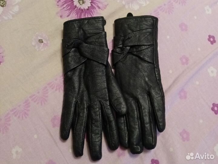 Кожаные перчатки
