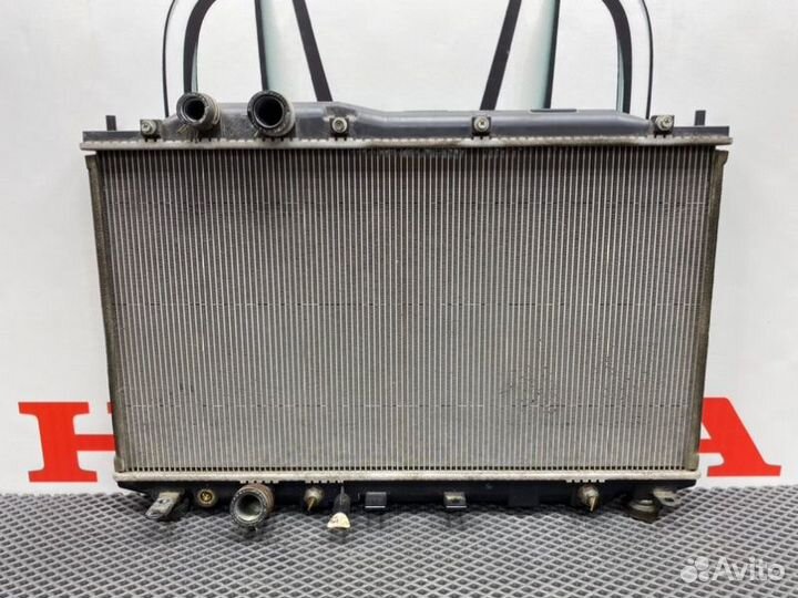 Радиатор охлаждения двигателя Honda Civic