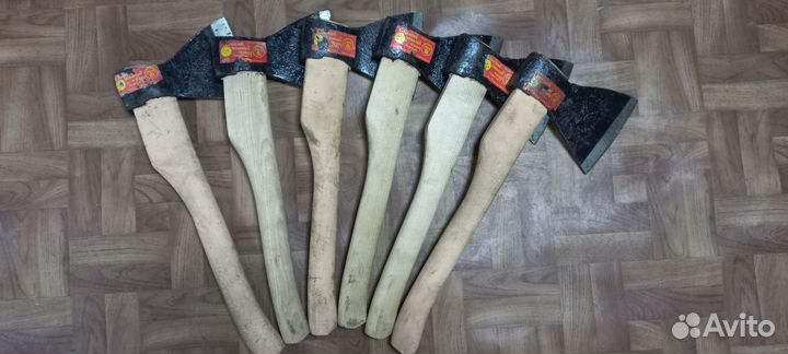 Топор кованый