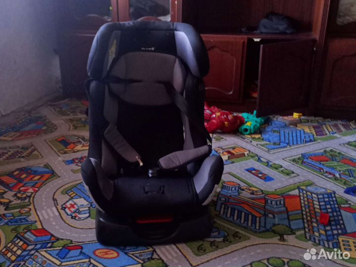 Детское автокресло