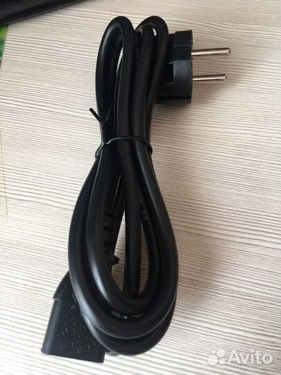 Кабель питания к монитору или принтеру