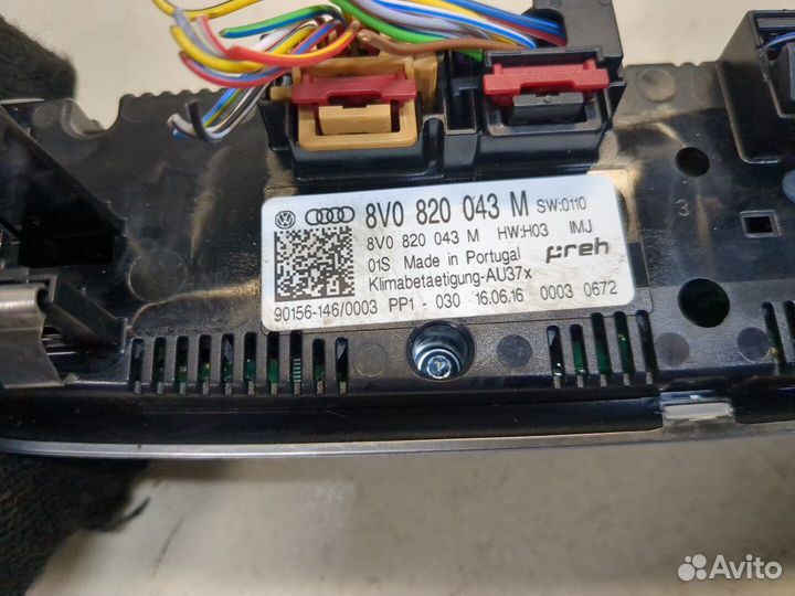 Переключатель отопителя Audi A3, 2016