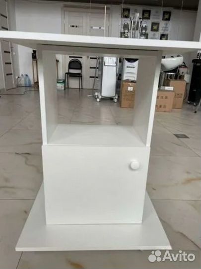 Подставка под косметологическое оборудование