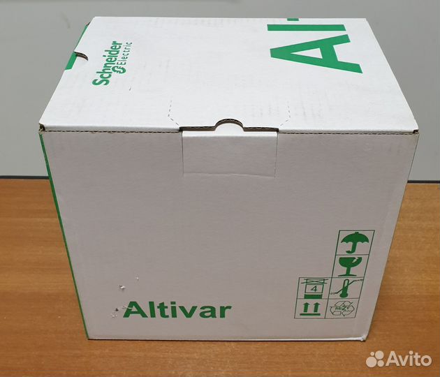 ATV320U40N4C преобразователь частоты ATV320