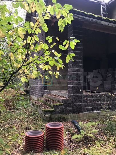 Коттедж 278 м² на участке 20 сот.